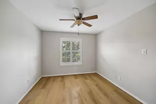 3506 Garrow St, Houston, TX 77003 - Photo 9