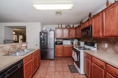 326 Remington Ridge Drive, Houston, TX 77073 - Photo 9