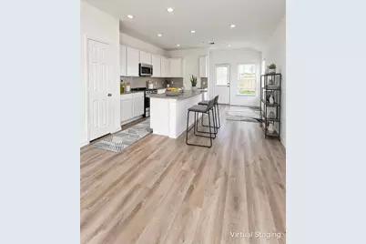 513 Oak Chase Avenue, Dayton, TX 77535 - Photo 5