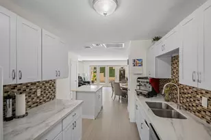 2025 Winrock Blvd, Houston, TX 77057 - Photo 5