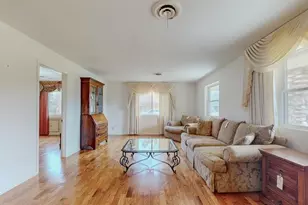 5710 Pickwick Ln, Beaumont, TX 77706 - Photo 9