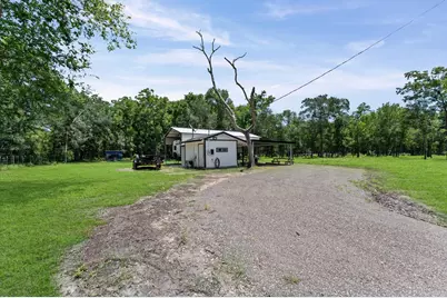 6219 Davis Rd, Wharton, TX 77488 - Photo 3