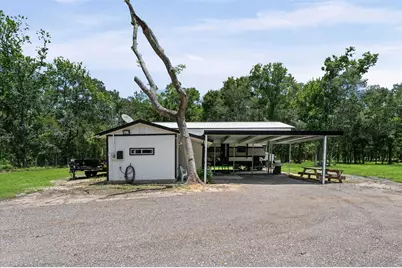 6219 Davis Rd, Wharton, TX 77488 - Photo 1