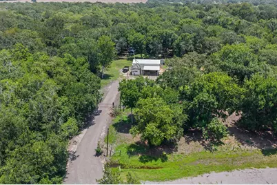 6219 Davis Rd, Wharton, TX 77488 - Photo 11