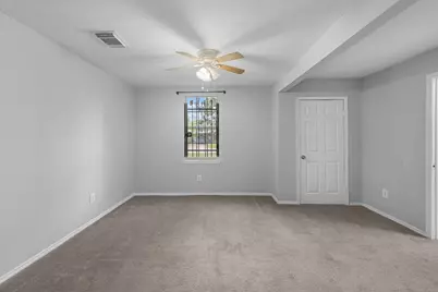 9410 Rosehaven Drive, Houston, TX 77051 - Photo 21