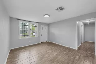9410 Rosehaven Dr, Houston, TX 77051 - Photo 13