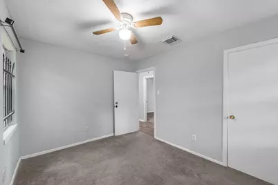 9410 Rosehaven Drive, Houston, TX 77051 - Photo 19