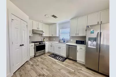 1404 Laguna Cove, Hutto, TX 78634 - Photo 5