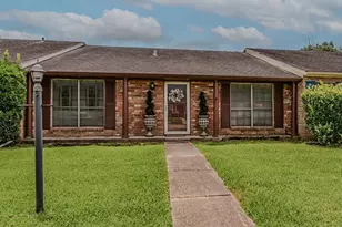 5975 Meadow Way, Beaumont, TX 77707 - Photo 1