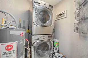 102 S Bow Dr, Jones Creek, TX 77541 - Photo 33