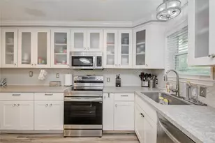 102 S Bow Dr, Jones Creek, TX 77541 - Photo 21