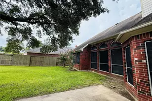 16619 Palisades Point Dr, Houston, TX 77059 - Photo 29