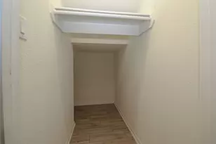 1418 Red Hills Dr, Rosharon, TX 77583 - Photo 9