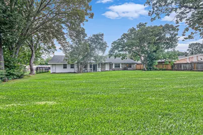 1507 Donovan, Baytown, TX 77520 - Photo 33