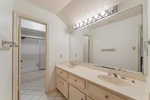 8015 Democracy Ct, Spring, TX 77379 - Photo 17