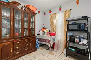 9708 Lockwood Dr, Houston, TX 77016 - Photo 17