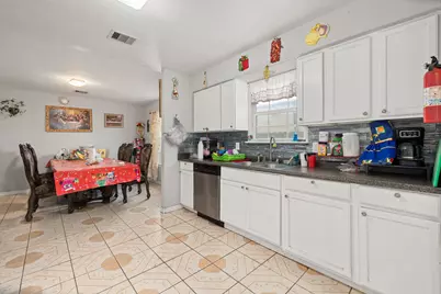 9708 Lockwood Drive, Houston, TX 77016 - Photo 15