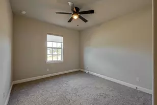 10337 Bayou Oaks Dr, Conroe, TX 77385 - Photo 7