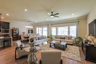 10337 Bayou Oaks Dr, Conroe, TX 77385 - Photo 25