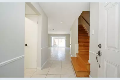 9656 Westview Drive #8, Houston, TX 77055 - Photo 7