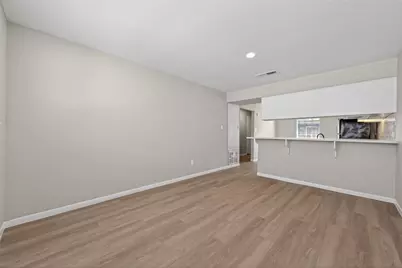 427 Hollyvale Drive #12, Houston, TX 77060 - Photo 9