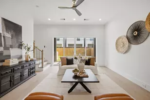112 E 27th St, Houston, TX 77008 - Photo 5