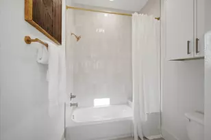 112 E 27th St, Houston, TX 77008 - Photo 29