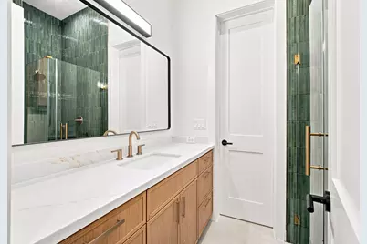 112 E 27th Street, Houston, TX 77008 - Photo 13