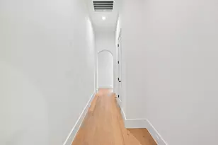 112 E 27th St, Houston, TX 77008 - Photo 31