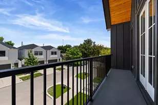 112 E 27th St, Houston, TX 77008 - Photo 17