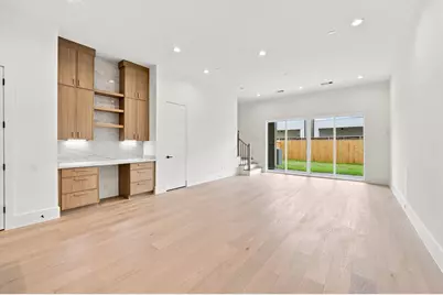 112 E 27th Street, Houston, TX 77008 - Photo 11