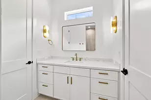 112 E 27th St, Houston, TX 77008 - Photo 25
