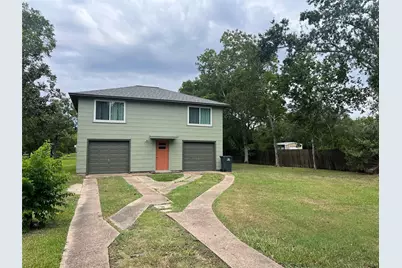 409 Doris Street, El Campo, TX 77437 - Photo 3
