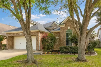 2105 Forest Glen Lane, Kemah, TX 77565 - Photo 5