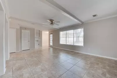 5019 Oak Shadows Drive, Houston, TX 77091 - Photo 9