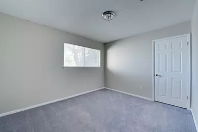 5019 Oak Shadows Drive, Houston, TX 77091 - Photo 35