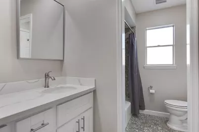 5019 Oak Shadows Drive, Houston, TX 77091 - Photo 39