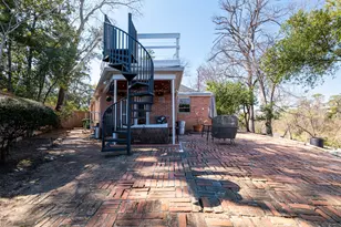 210 Pine Hollow Ln, Houston, TX 77056 - Photo 35