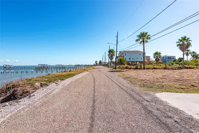 2225 Avenue A, San Leon, TX 77539 - Photo 7