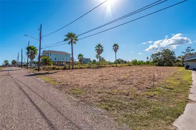 2225 Avenue A, San Leon, TX 77539 - Photo 5