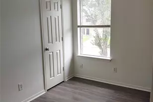 10802 Meadow Walk Ln, Houston, TX 77067 - Photo 21