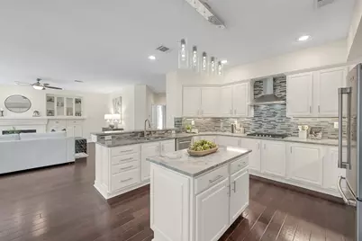 58 Candle Pine Place, The Woodlands, TX 77381 - Photo 15