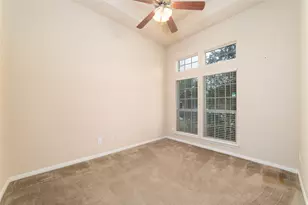 13930 Long Meadow Dr, Houston, TX 77047 - Photo 7