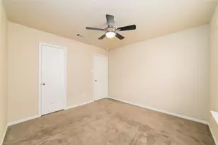 13930 Long Meadow Dr, Houston, TX 77047 - Photo 41