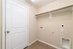 13930 Long Meadow Dr, Houston, TX 77047 - Photo 31