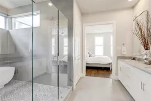 620 Delano St, Houston, TX 77003 - Photo 9