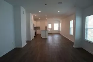 821 Stoney Pt Ln, Dayton, TX 77535 - Photo 3