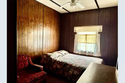 506 S Colorado Street, Flatonia, TX 78941 - Photo 7