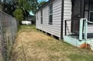 505 E 39th St, Houston, TX 77022 - Photo 5