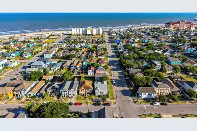 1727 Ursuline Street, Galveston, TX 77550 - Photo 35
